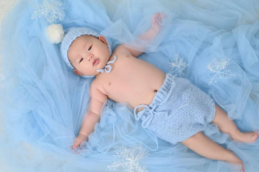 珠海宝宝几个月会认人